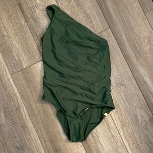 NWT Summersalt olive green sidestroke one piece swimsuit size 10